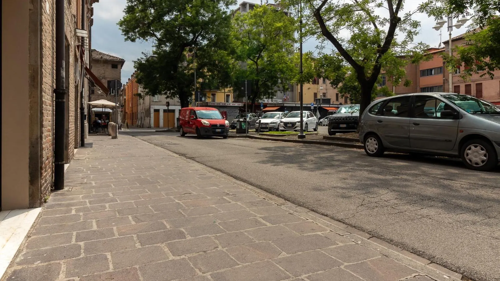 Un Tocco Di Blu - La Vegra Apartment Ferrara